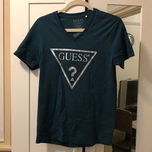 NWOT GUESS V Neck Shirt
